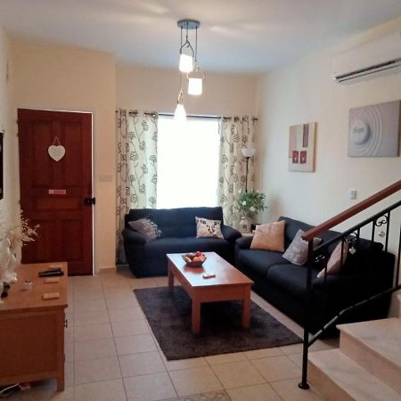 No3,23 Neilmmantos St Peyia Villa Bagian luar foto