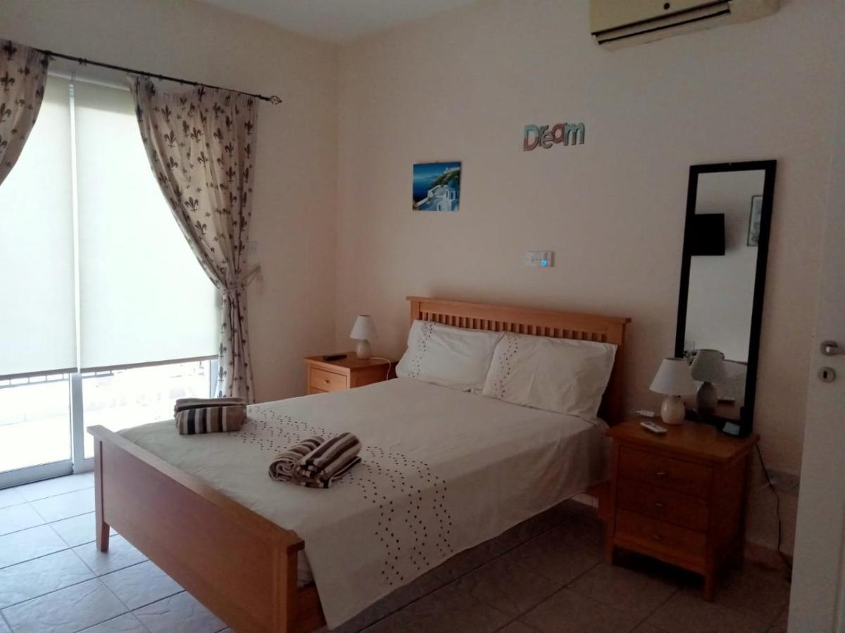 No3,23 Neilmmantos St Peyia Villa Bagian luar foto