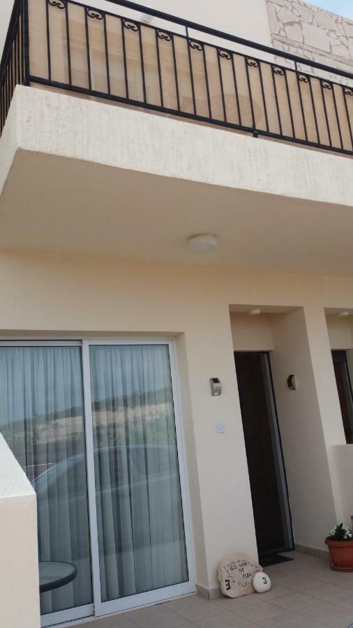 No3,23 Neilmmantos St Peyia Villa Bagian luar foto